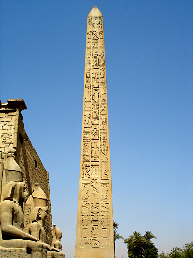 Obelisk Ramses II. (b)