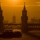 Oberbaum Brücke im Gewitter