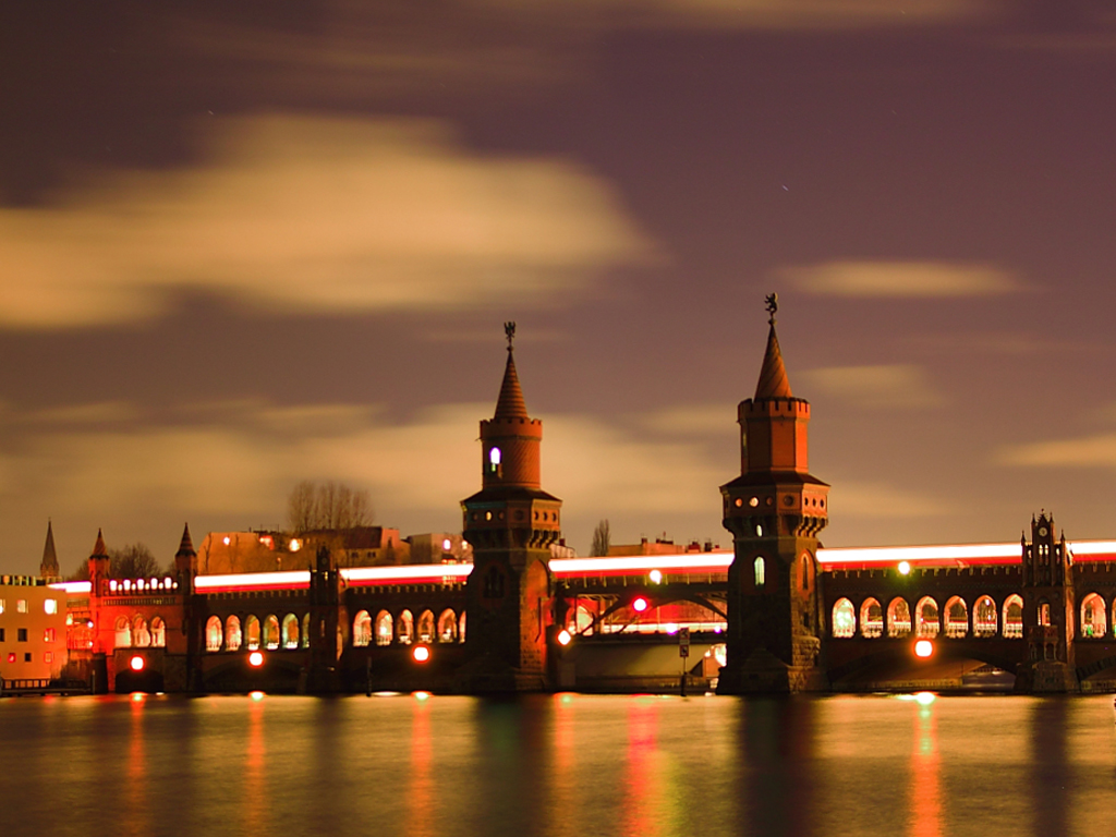 Oberbaumbrücke...