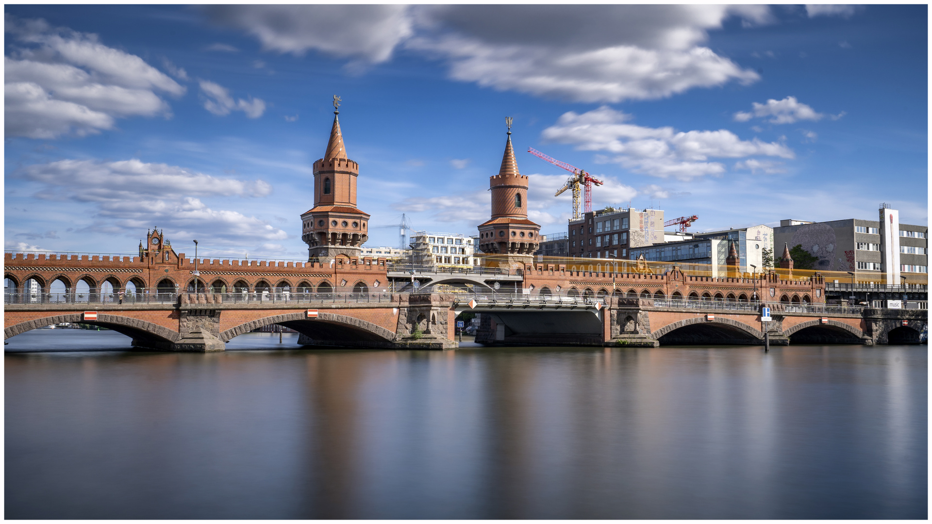 Oberbaumbrücke Berlin Foto & Bild | architektur, straßen & brücken