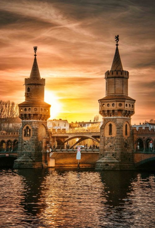 Oberbaumbr cke Berlin Foto Bild  deutschland  europe 
