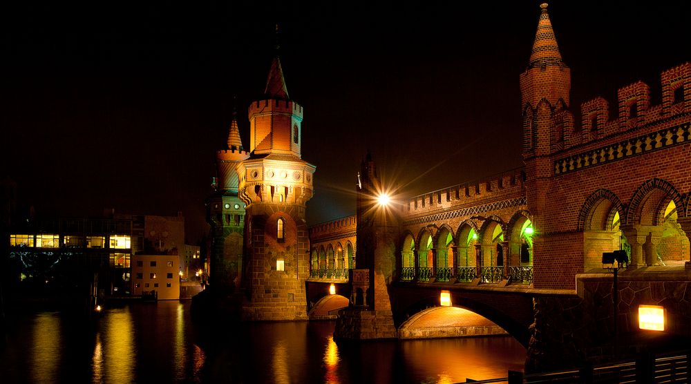 Oberbaumbrücke Berlin von brankaFOTOgrafie 