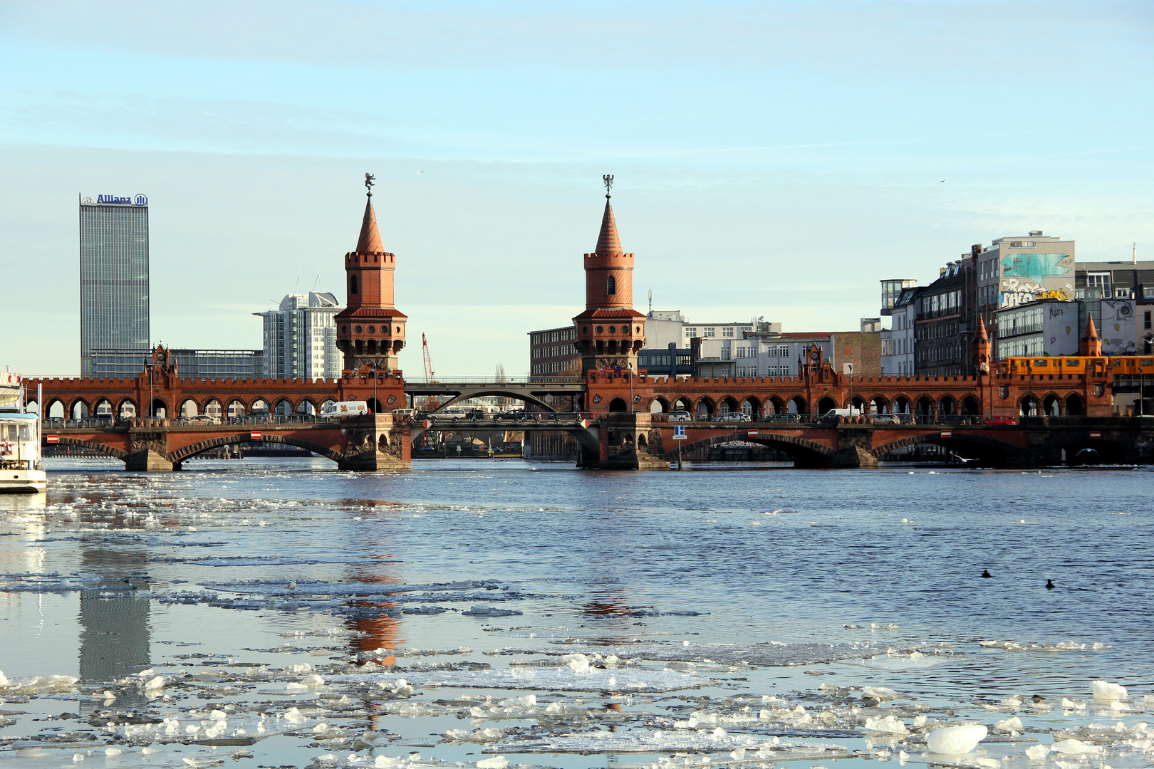 Oberbaumbrücke im Winter