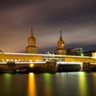 Oberbaumbrücke in stürmischer Frühlingsnacht