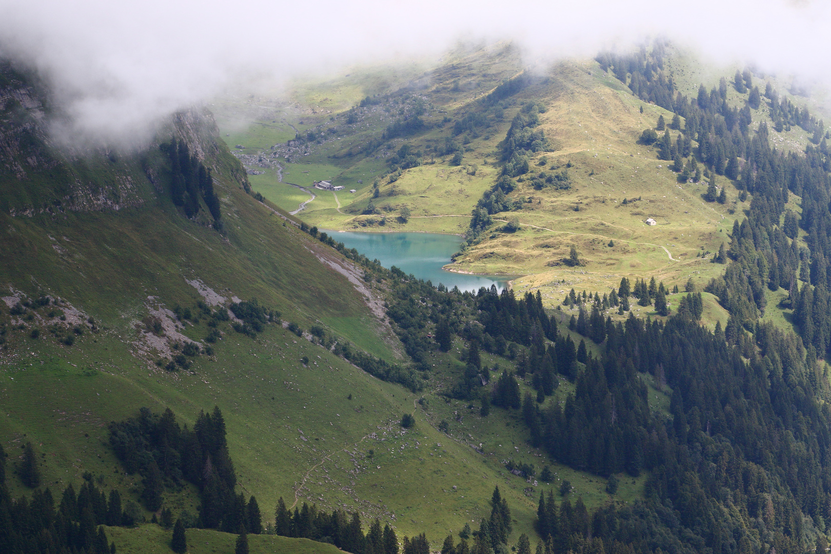 Oberblegisee von oben.