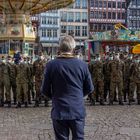 Oberbürgermeister Peter Feldmann begrüßt die Bundeswehr in Frankfurt