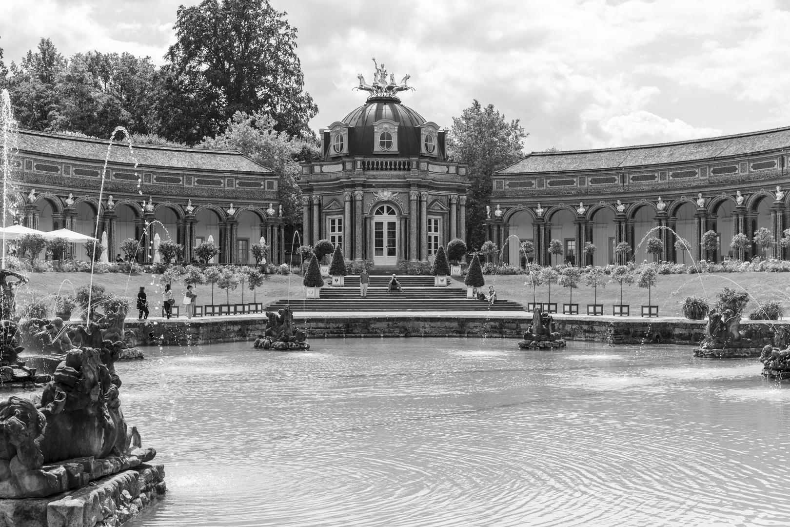 Obere Grotte und neues Schloss Eremitage Bayreuth