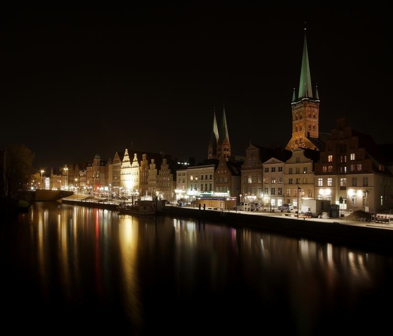 obere trave @ lübeck night