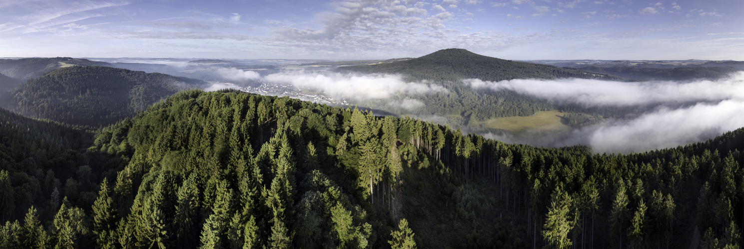 oberes Ahrtal mit Aremberg