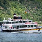 Oberes Mittelrheintal - Das Schaufelradschiff "Goethe" bei Boppard