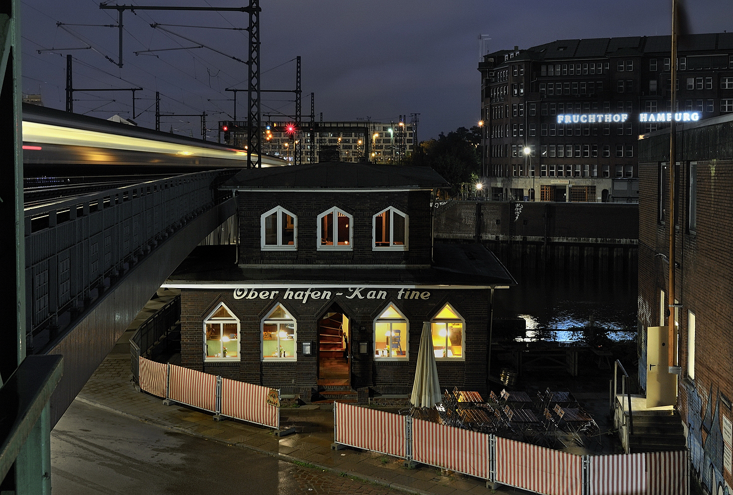 Oberhafen-Kantine