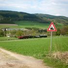 Oberhalb des Bahnübergangs Hüinghausen