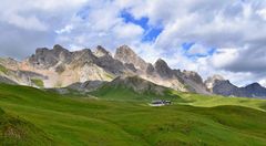 oberhalb des Passo San Pellegrinio