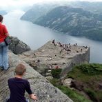 Oberhalb des Preikestolen