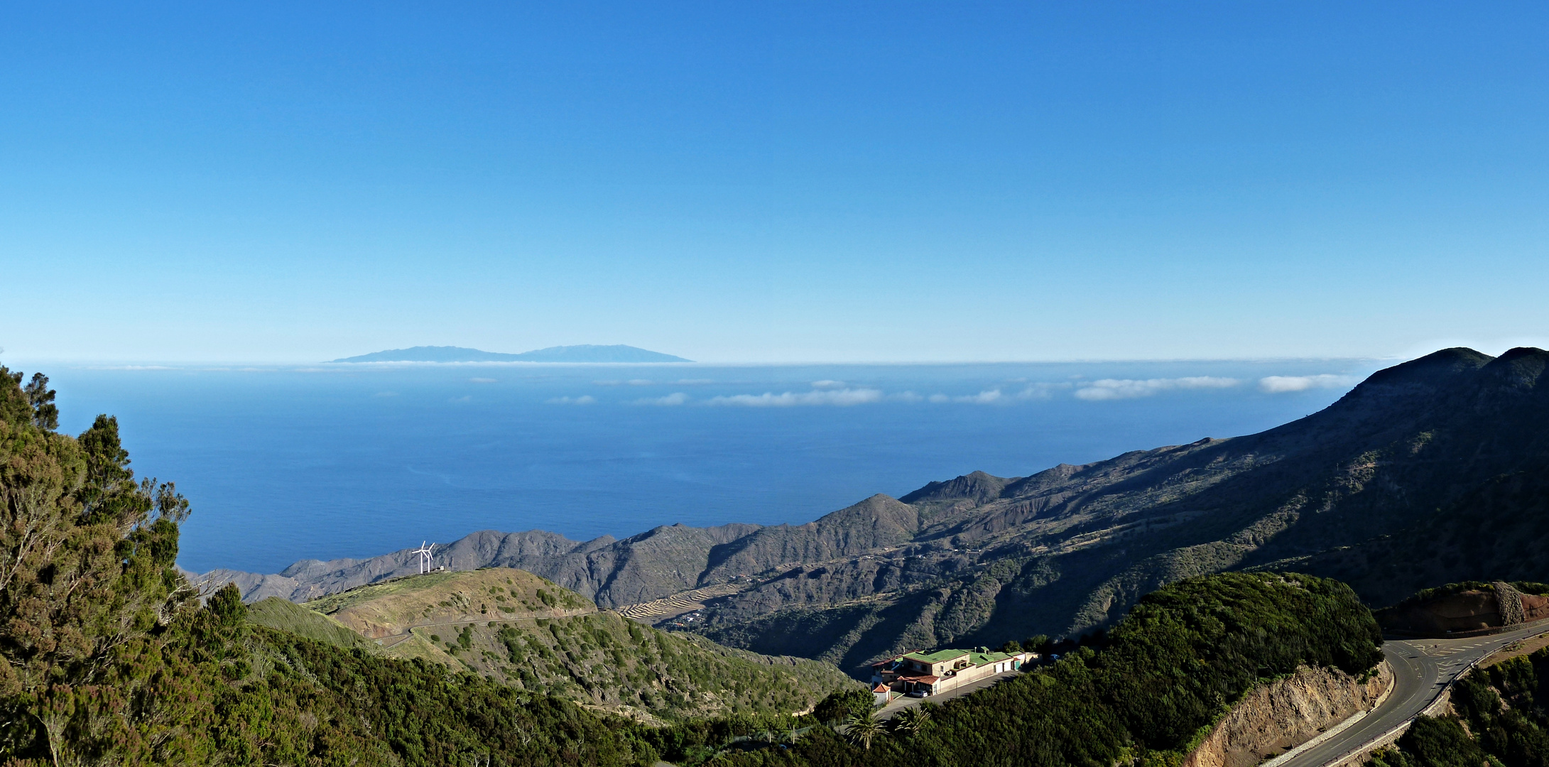 Oberhalb von Epina mit Blick auf La Palma - La Gomera