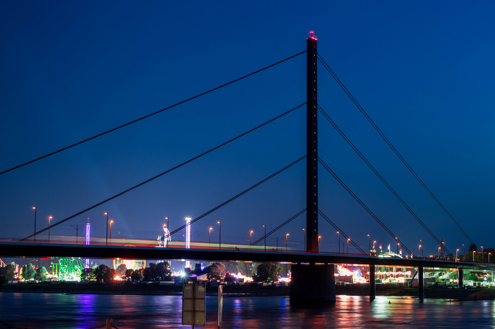 Oberkasseler Brücke