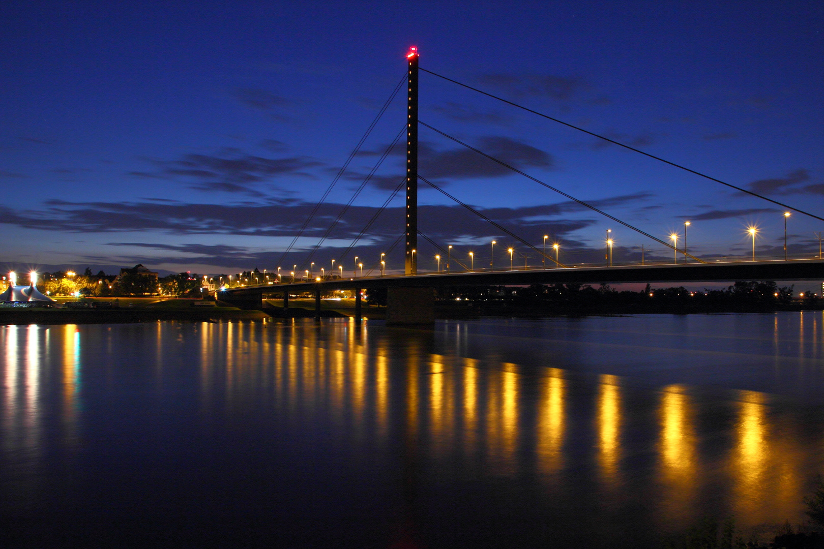 Oberkasseler Brücke