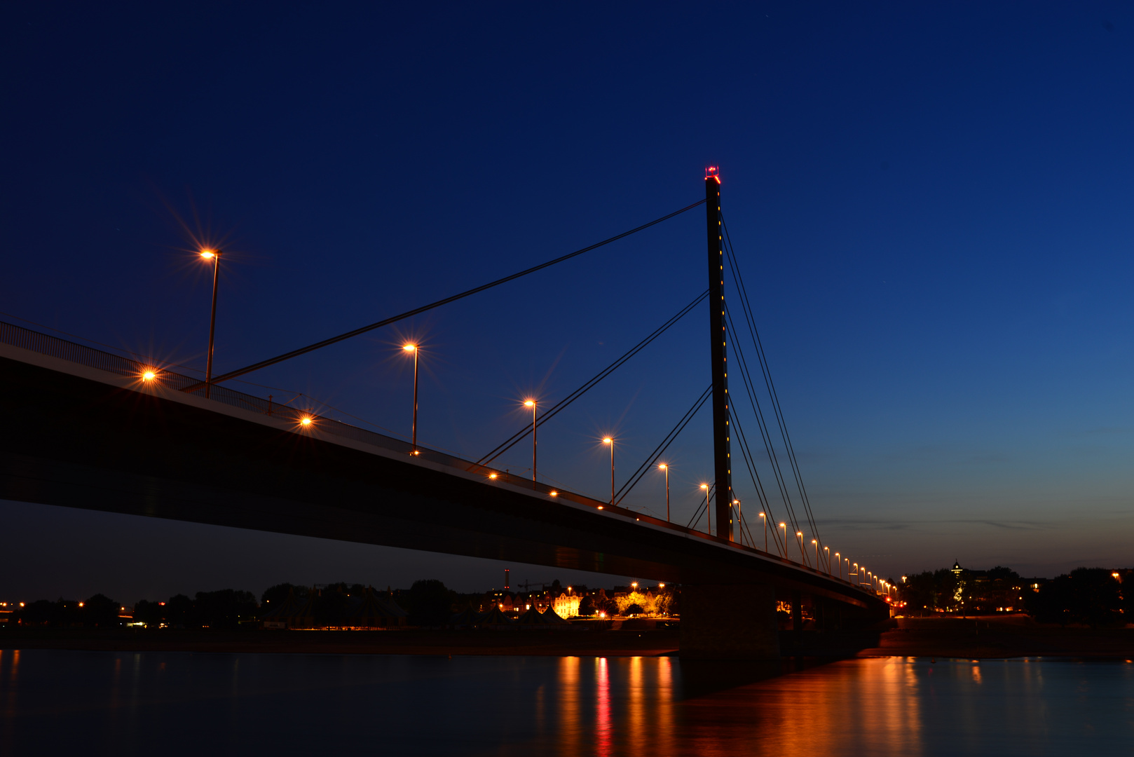 Oberkasseler Brücke