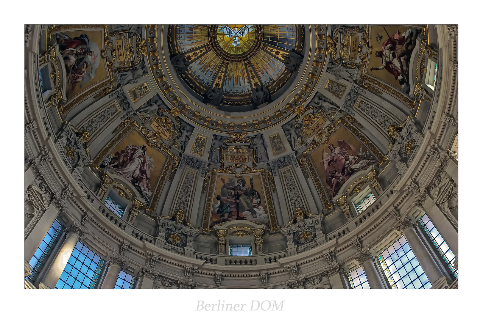 Oberpfarr- und Domkirche zu Berlin " Blick zur Domkuppel, aus meiner Sicht..."