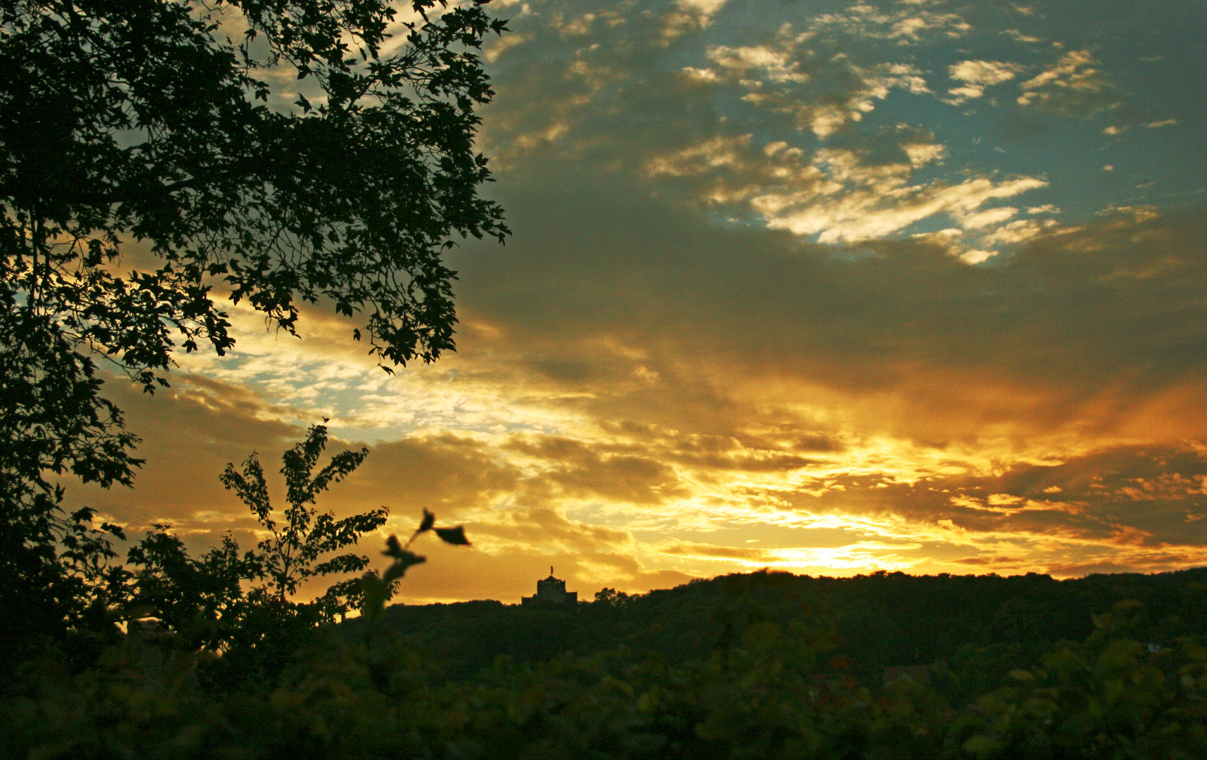 Oberschloss Kranichfeld im Sonnenuntergang