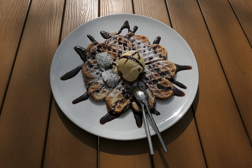 Oberschweinstiege: Waffeln nach Bärlauch und Fröschen