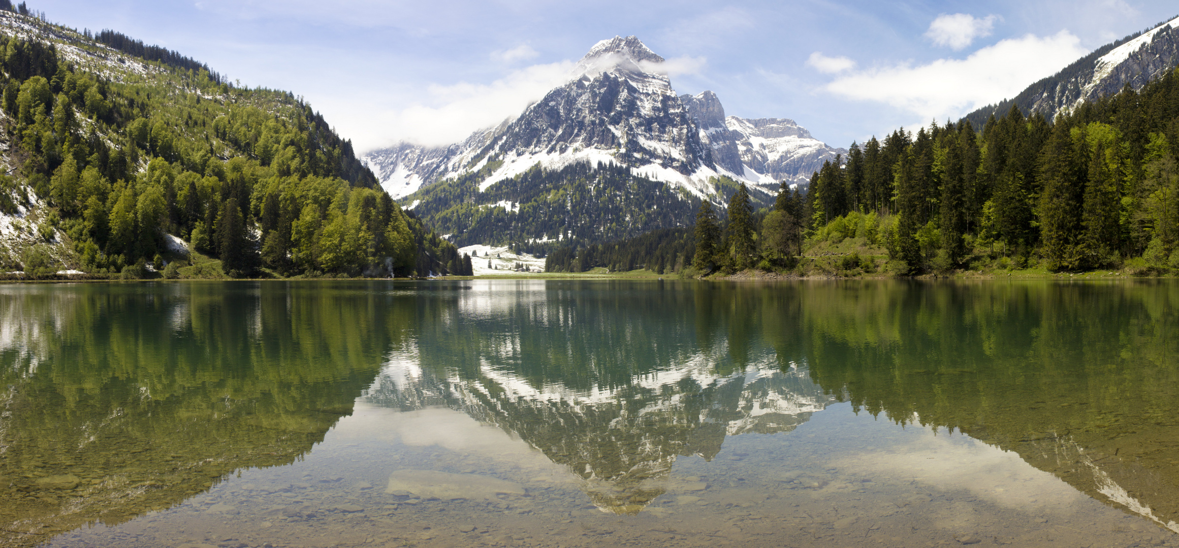 Obersee bei Näfels Kt GL