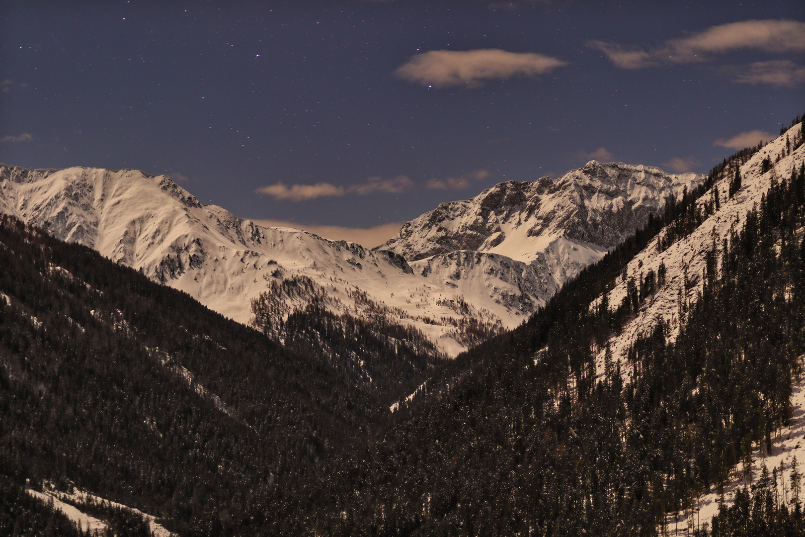 Obertilliach bei Nacht