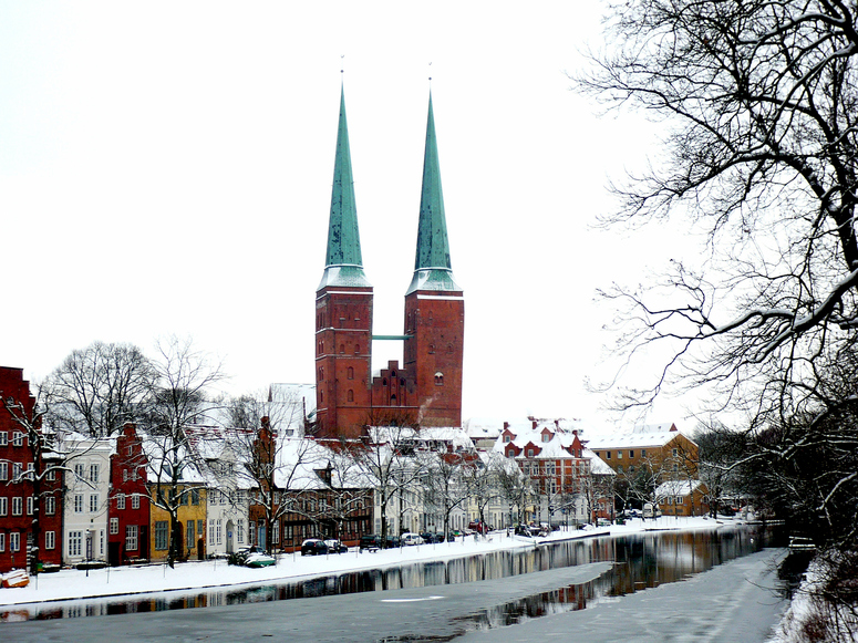 Obertrave und Dom