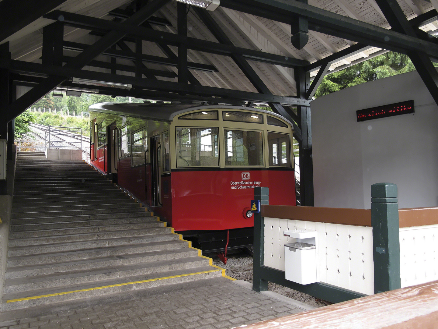 Oberweißbacher Berg- und Schwarzatalbahn