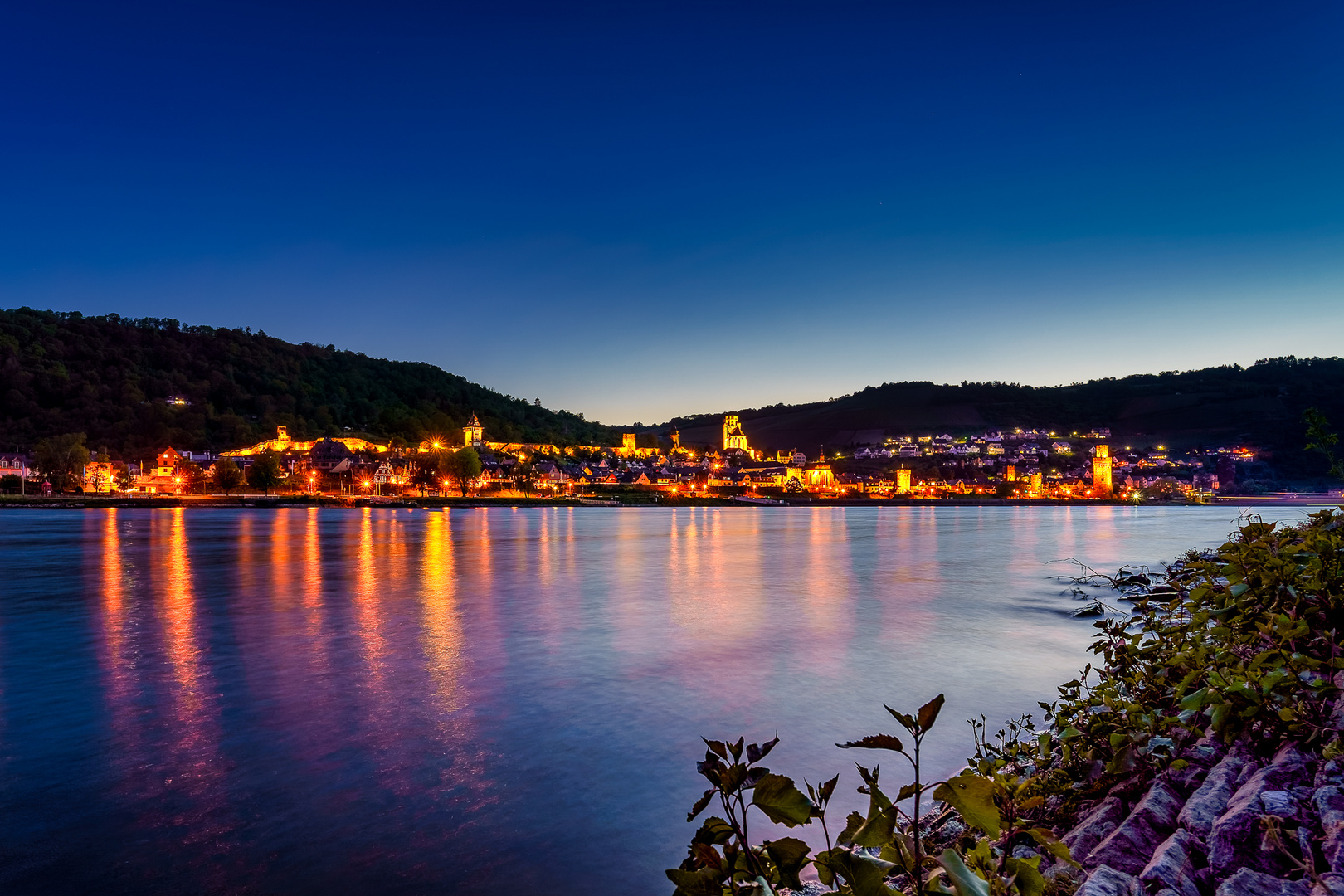 Oberwesel bei Nacht