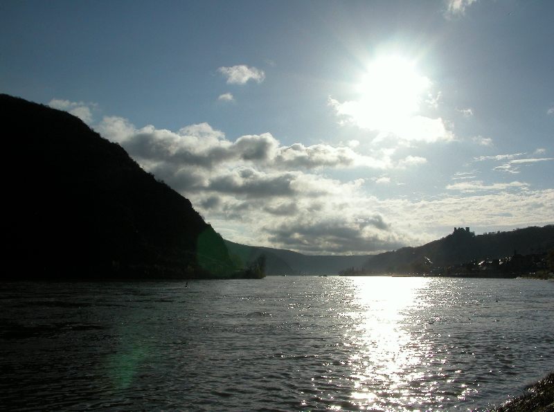 Oberwesel im Gegenlicht