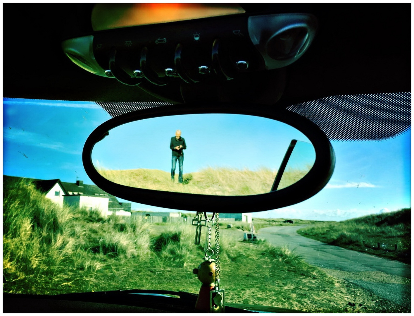 objects in rearview mirror.....