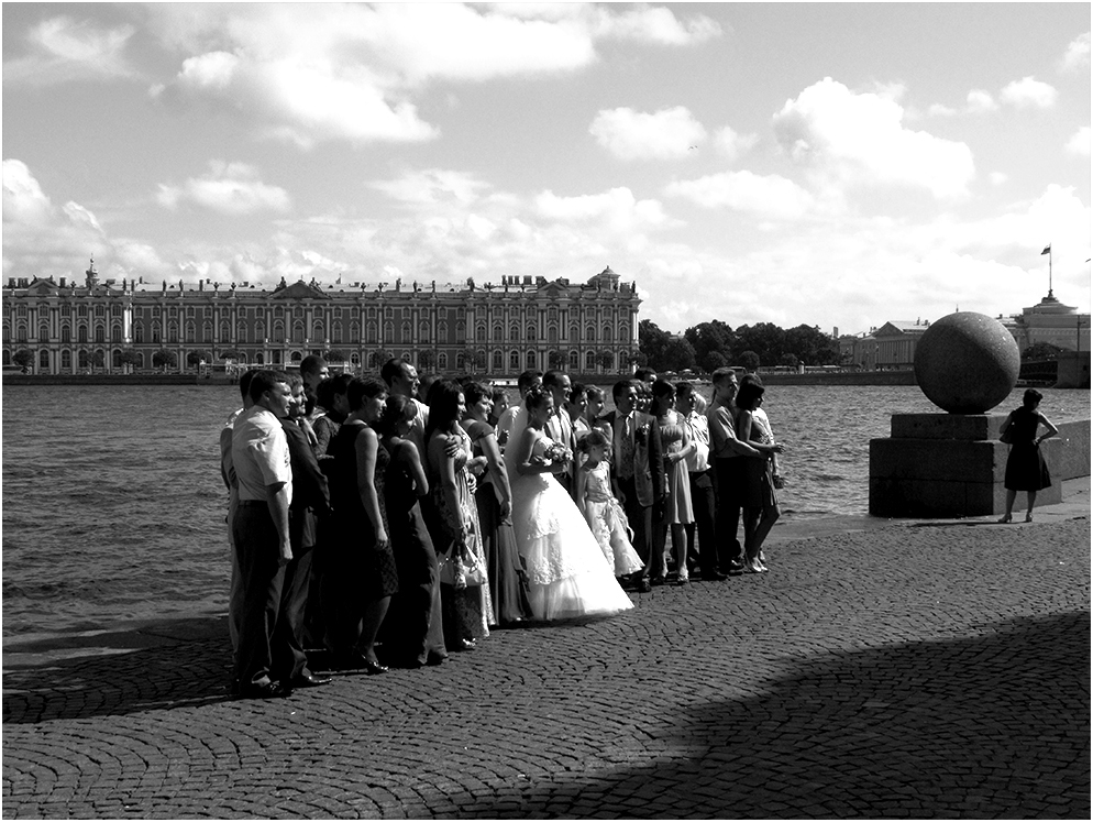 obligatorisches Hochzeitsbild an der Neva