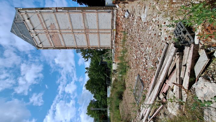 Ob's gleich umfällt?