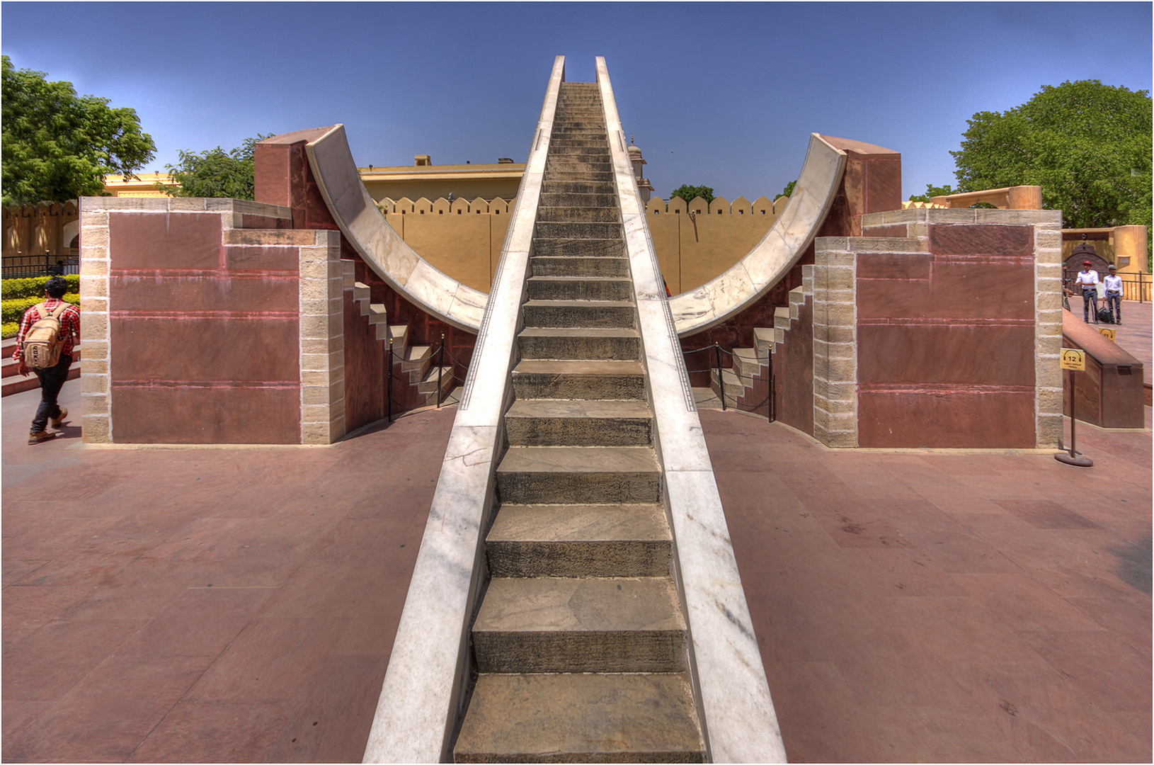 ... Observatorium Jantar Mantar 4 ...