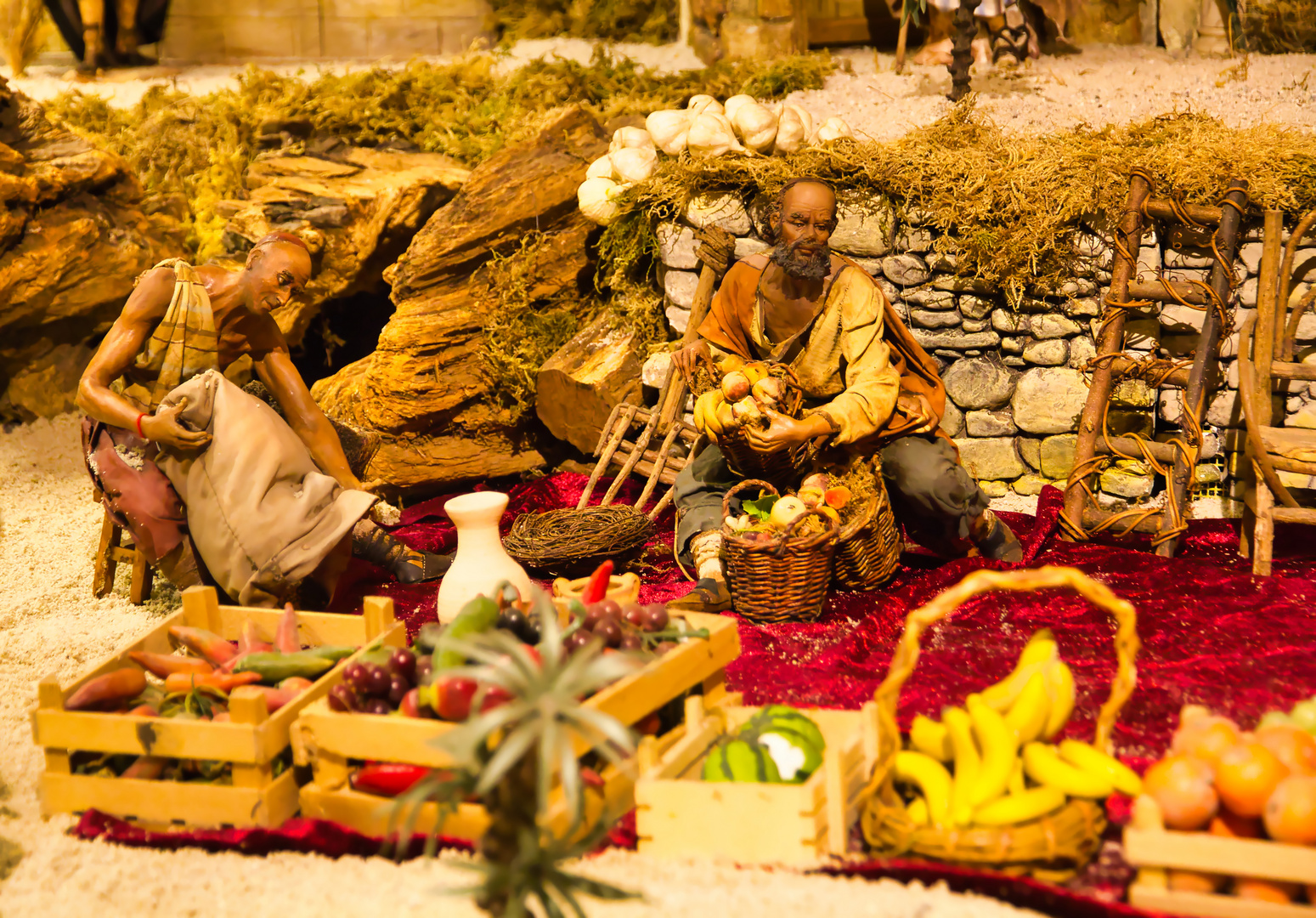 Obst- und Gemüsehändler auf dem orientalischen Markt