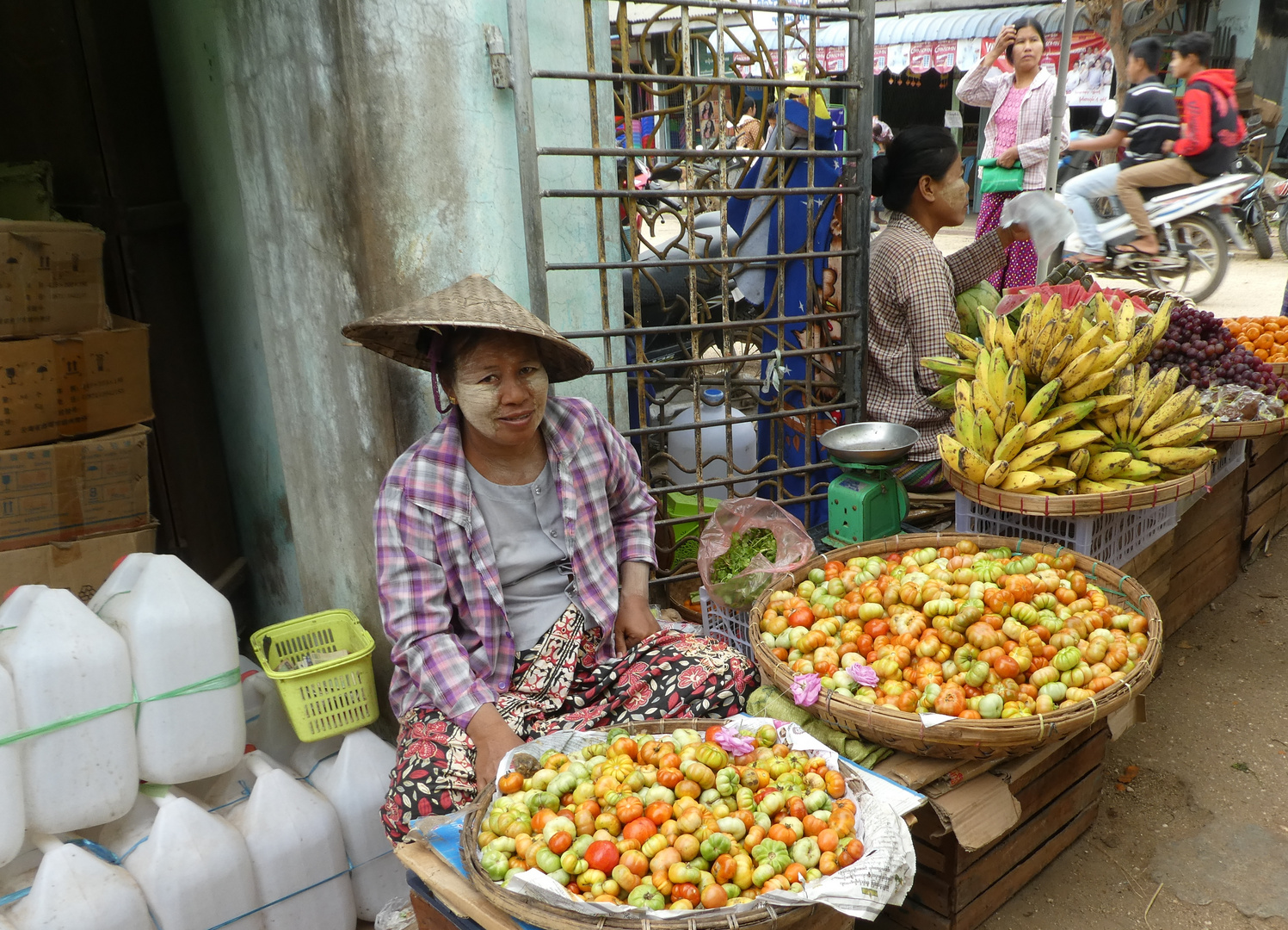 Obst- und Gemüsemarkt in Thayet Myo - Myanmar