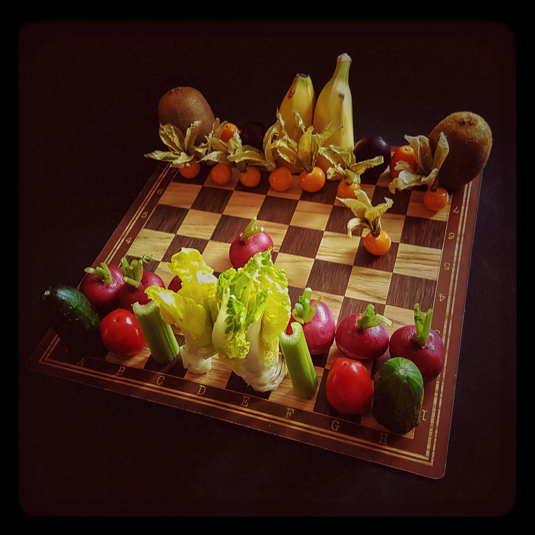obst vs. gemüse foto & bild | stillleben, essen, kiwi