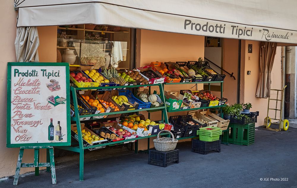 Obstladen in Dolceaqua