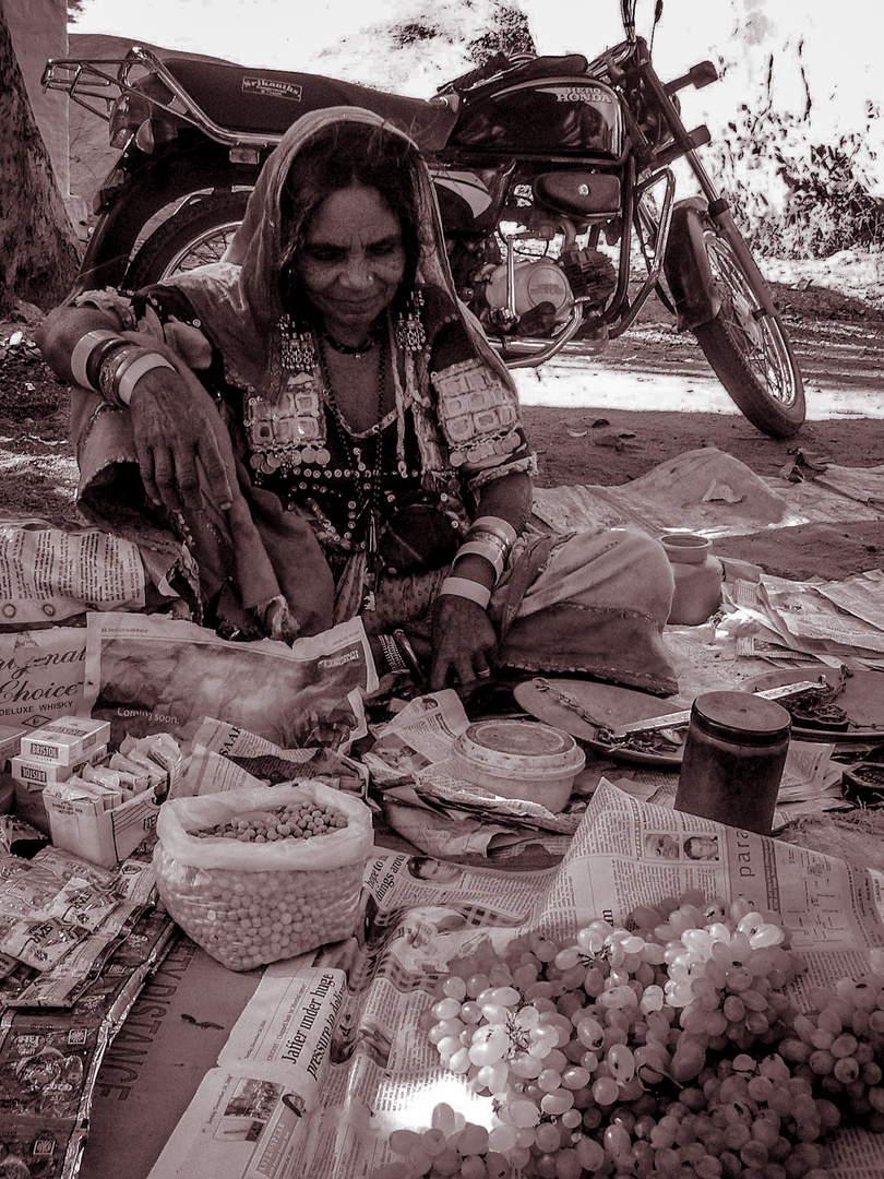 Obstverkäuferin, Hampi