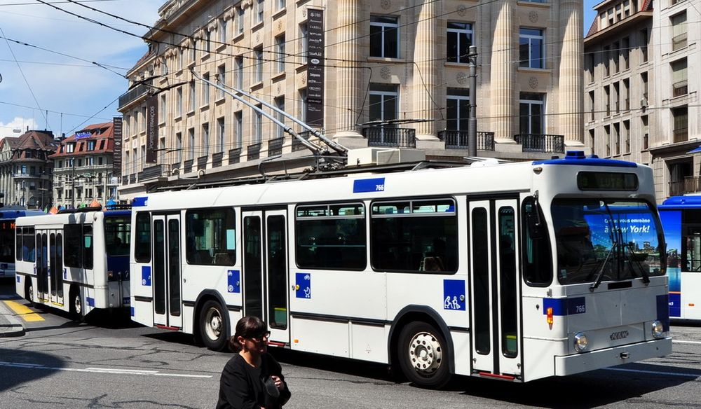 Obus- Trolleybus Lausanne- 2010