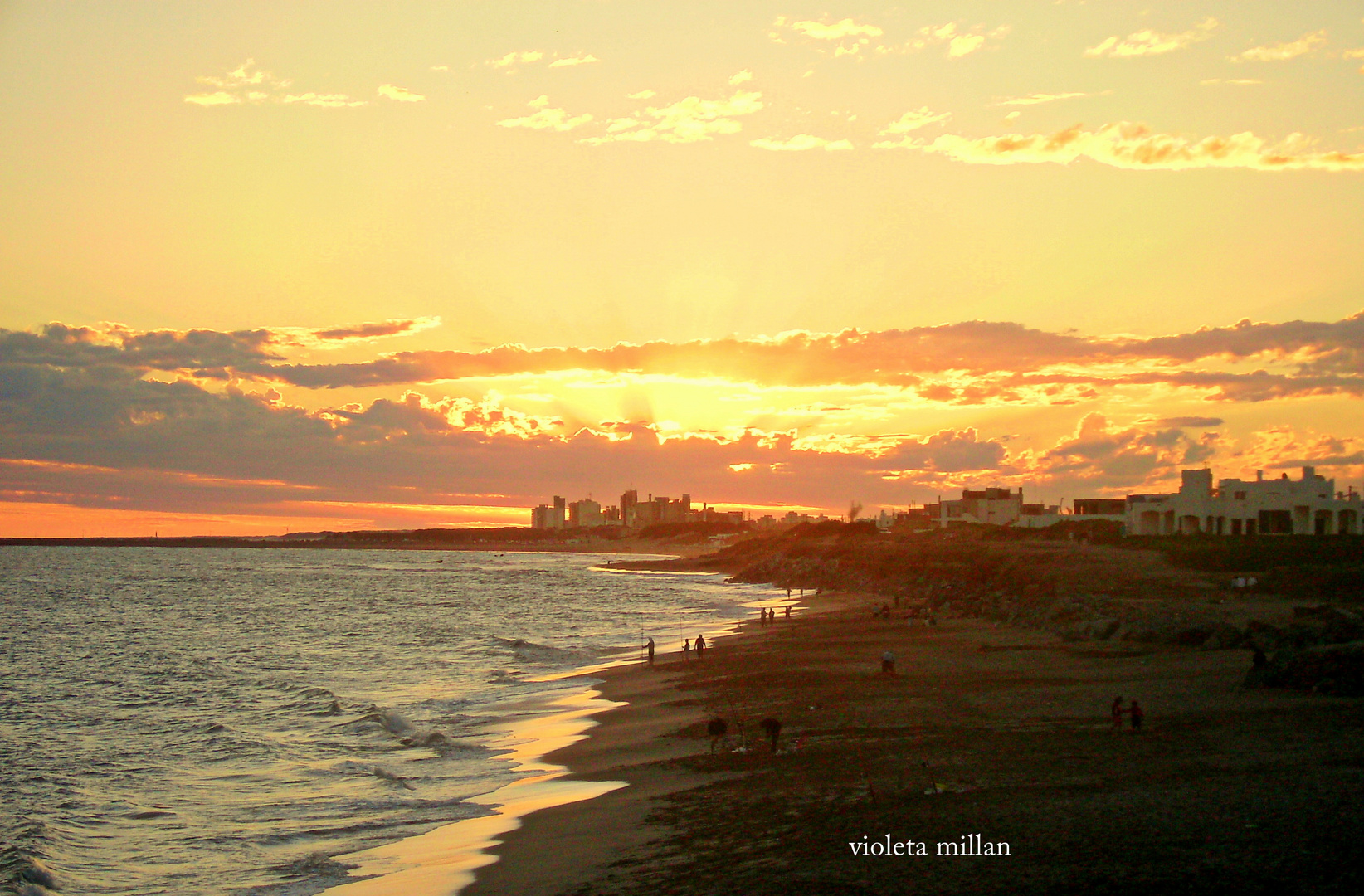 OCASO EN COSTA BONITA QUEQUEN