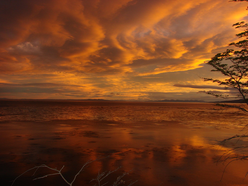 Ocaso en el estrecho