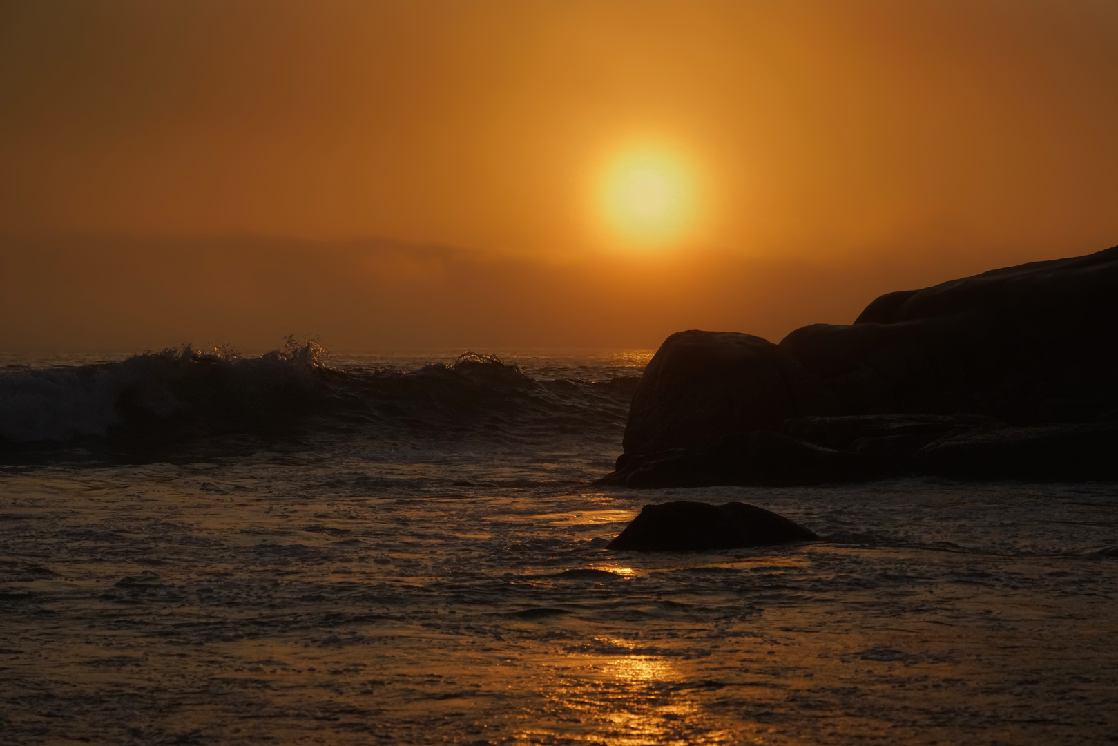 ocaso y olas, A Lanzada (Pontevedra)