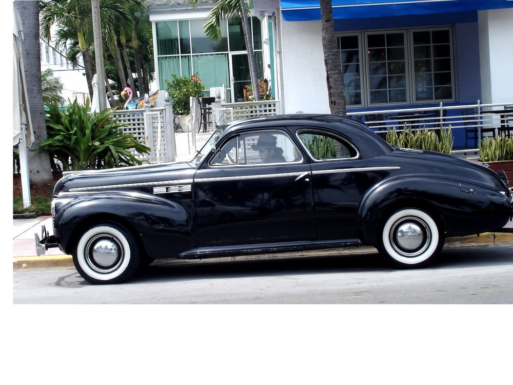 Ocean Drive, Auto mit Humphry Bogart