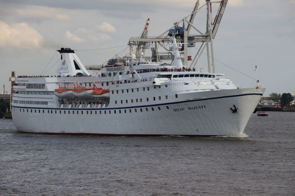 OCEAN MAJESTY Foto & Bild kreuzfahrtschiffe, elbe, deutschland Bilder auf OCEAN MAJESTY Foto & Bild kreuzfahrtschiffe, elbe, deutschland Bilder auf