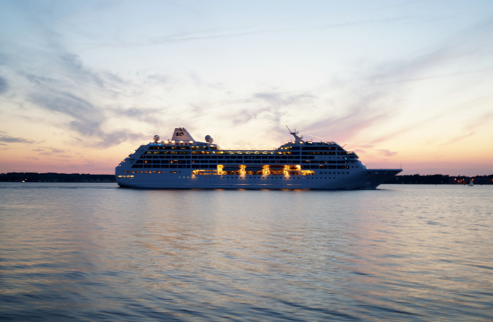 Ocean Princess in der Kieler Förde