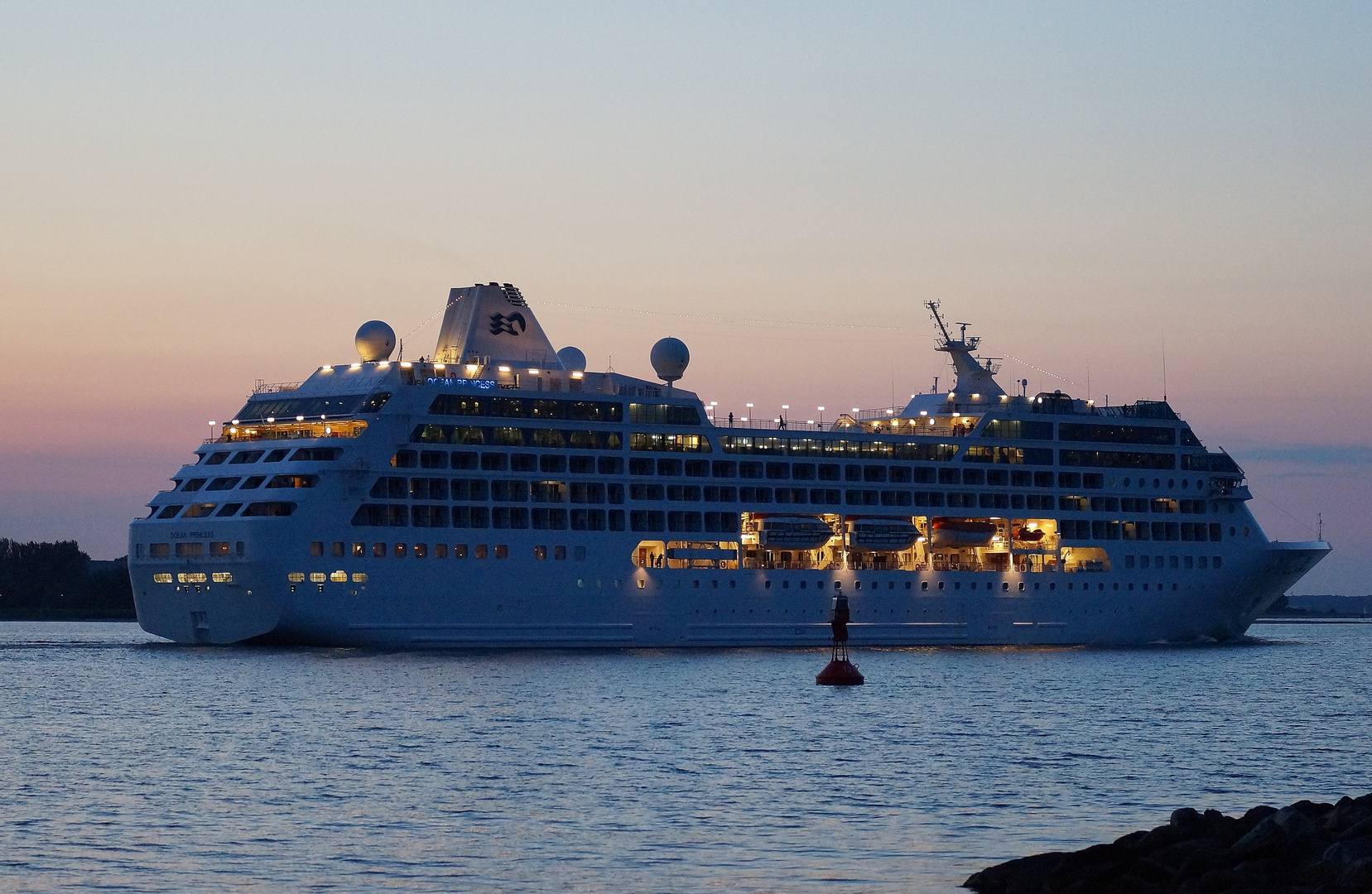 Ocean Princess in der Kieler Förde am 22.07.14