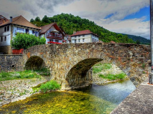 Ochagavia - pont vell - Navarra