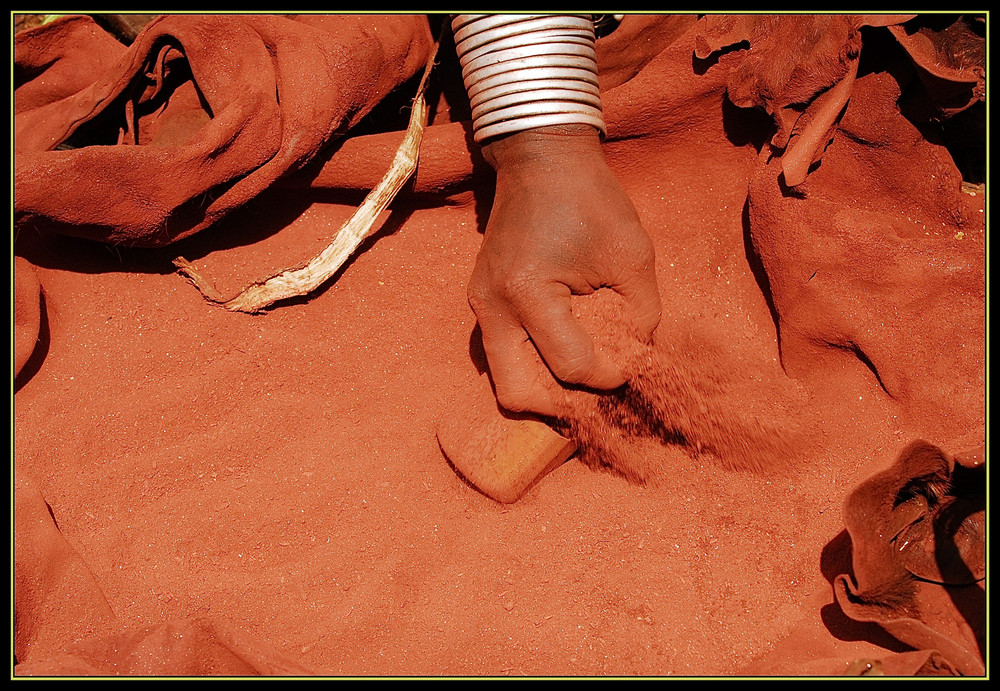 Ocra..il colore della terra d'Africa